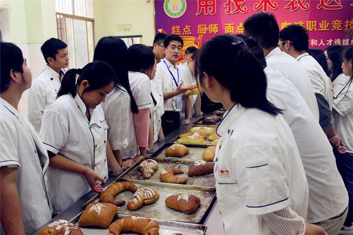 西点培训学校 哪里学蛋糕好 西点培训学校 哪里学蛋糕好