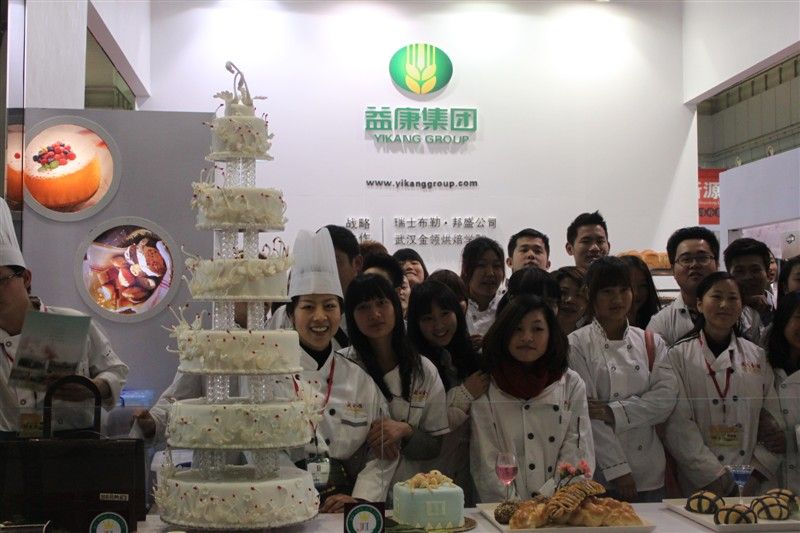 武汉金领学校在烘焙展会上的表现