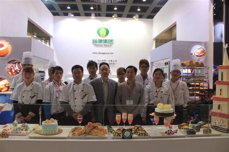 武汉金领学校在烘焙展会上的表现