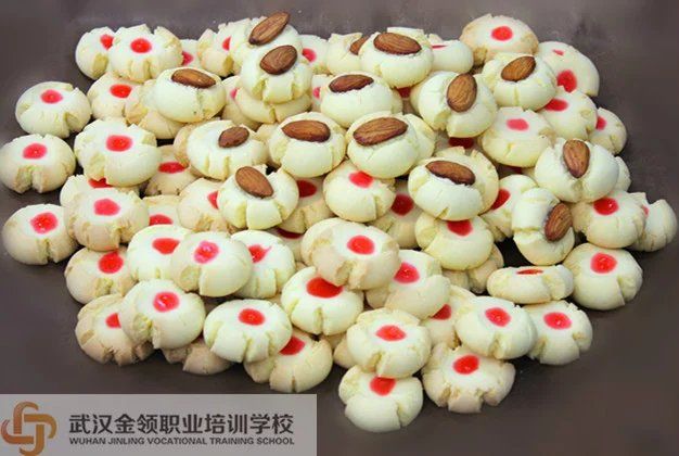 学做面包饼干学校